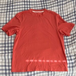 Men's Medium Lululemon Soft Jersey Short Sleeve Shirt Coral Red